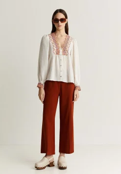 Blusa Bordado Contraste-Scalpers Cheap