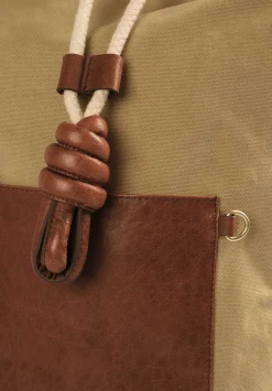 Mochila Detalle Nudo-Scalpers Discount
