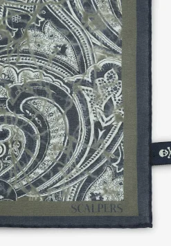 Panuelo Paisley Etiqueta-Scalpers Online
