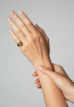 Small Affaire | Anillo Button-Scalpers Store