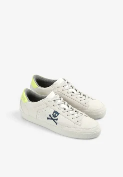 Sneakers Bajas Calavera Lateral-Scalpers Clearance