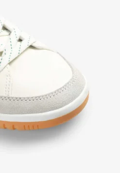 Sneakers Calavera Contraste-Scalpers Hot